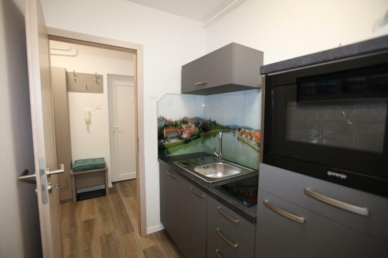 Elegant Central Apt Maribor W/Parking Exterior photo